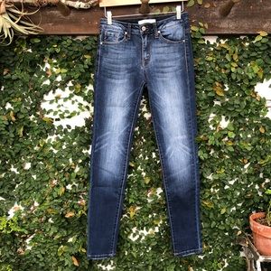 KanCan VICI Distressed Skinny Jeans size 27